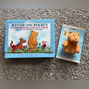 Winnie-the-Pooh’s Storybook Collection plus Finger Puppet of Pooh Bear by Gund